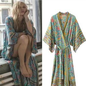 Woven Kimono Folk Town